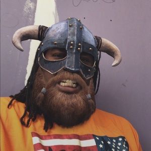 Meet your Posher, Damian